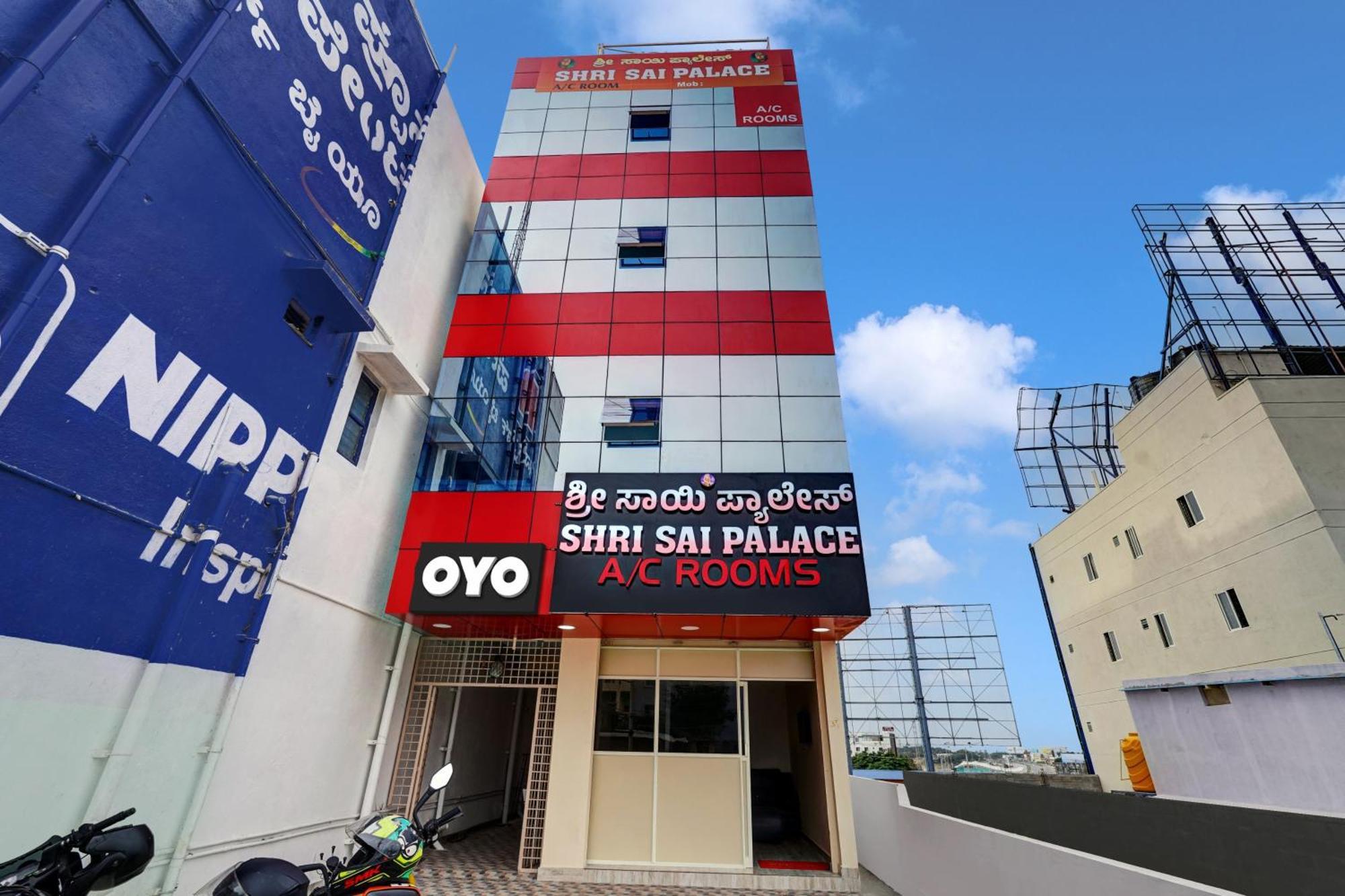 Oyo Flagship Shri Sai Palace Kumbalgod Exterior foto